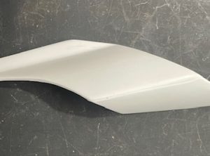 R1 20-24 RH Seat Wing