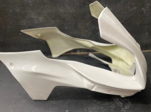 R1 20-24 Top Fairing